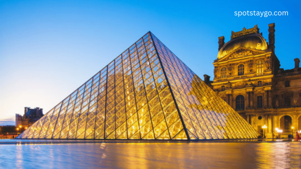 Louvre Museum, Top 10 Must-visit Places in paris for 2025